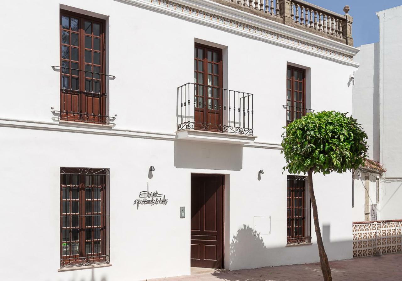 Chacon Apartments & Suites Estepona Exterior photo